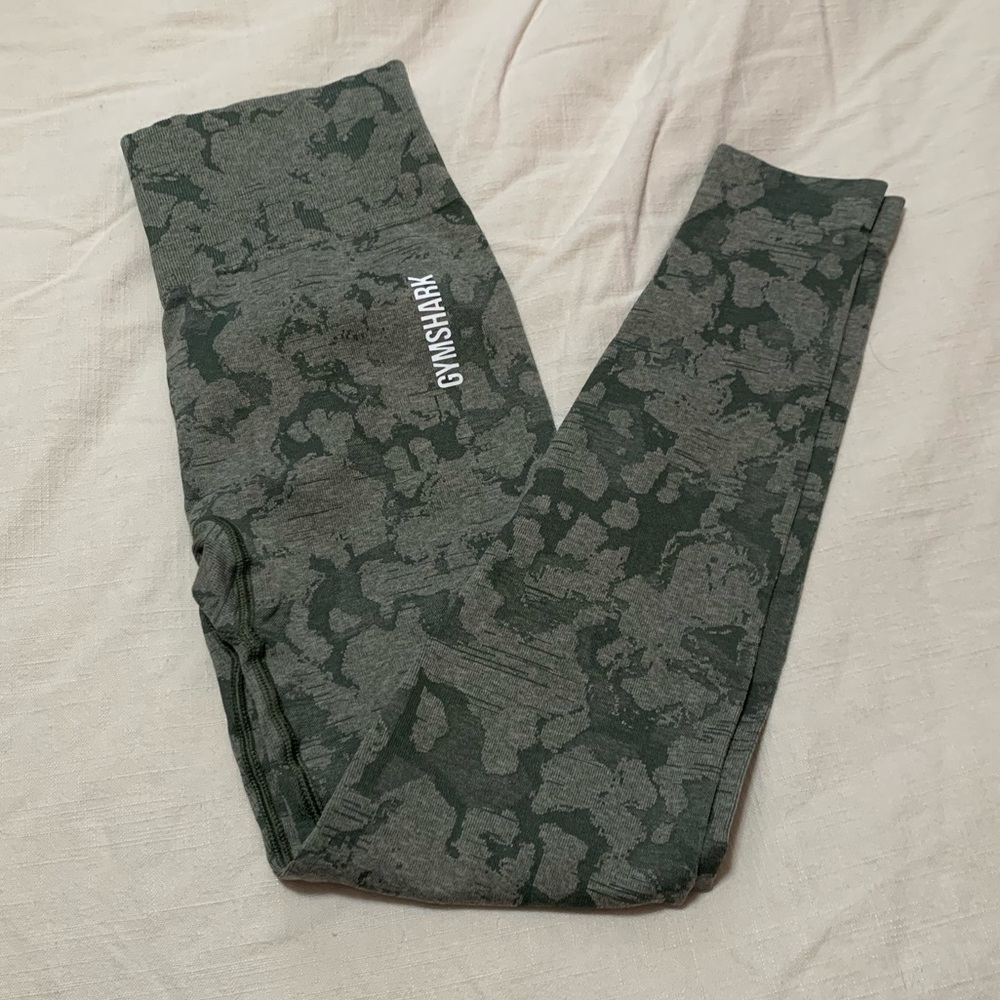 Gymshark light green camo leggings
